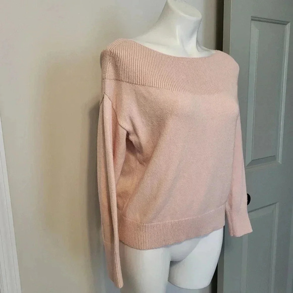 Anthropologie Moth Off Shoulder Super Soft Pink Sweater(XS) - Picture 2 of 11
